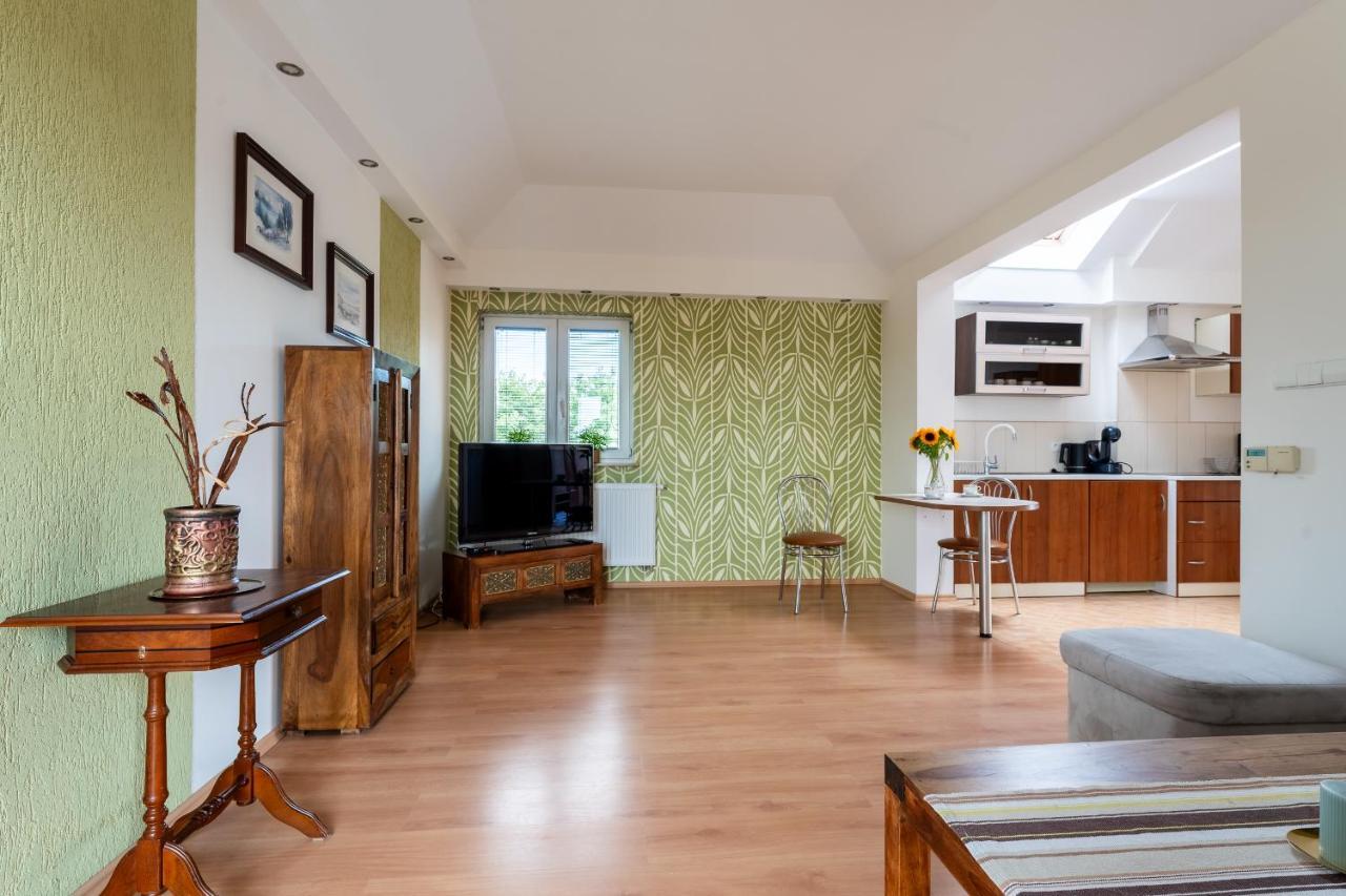 Apartament Green Hill Z Balkonem I Widokiem Na Karkonosze - Space Apart Jelenia Gora Ngoại thất bức ảnh