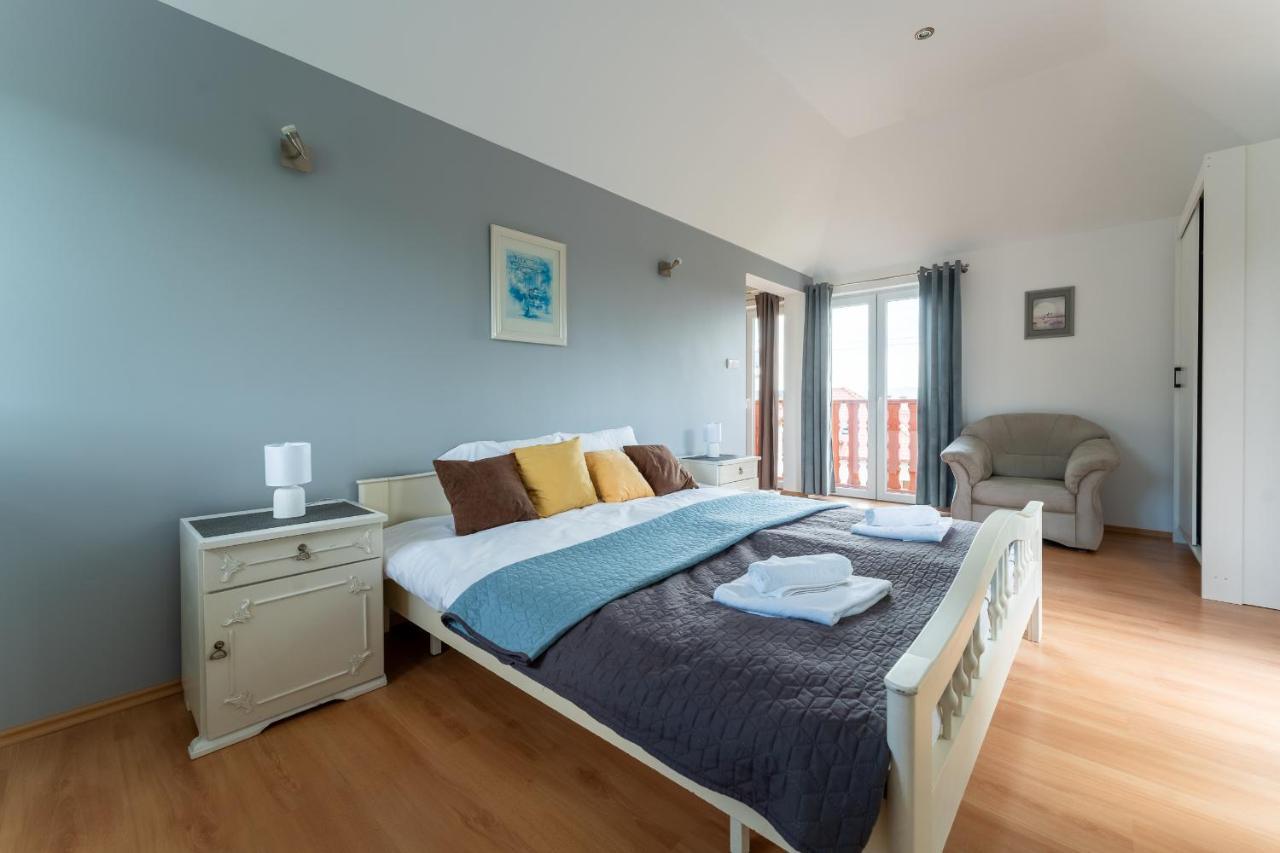 Apartament Green Hill Z Balkonem I Widokiem Na Karkonosze - Space Apart Jelenia Gora Ngoại thất bức ảnh